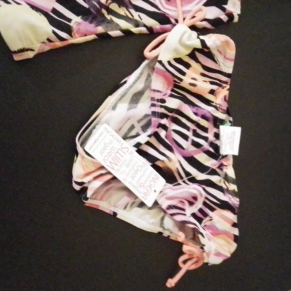 Girl's two-piece swim suit.NWT - Picture 3 of 6